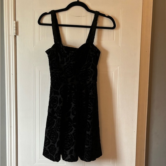 Abercrombie & Fitch Black Velour Rose Skater Mini Dress Bustier Top - Picture 4 of 4